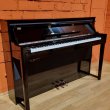 Yamaha NU1X AvantGrand von 2020 in Schwarz glänzend