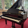 Yamaha C3 von 1975 in Schwarz glänzend
