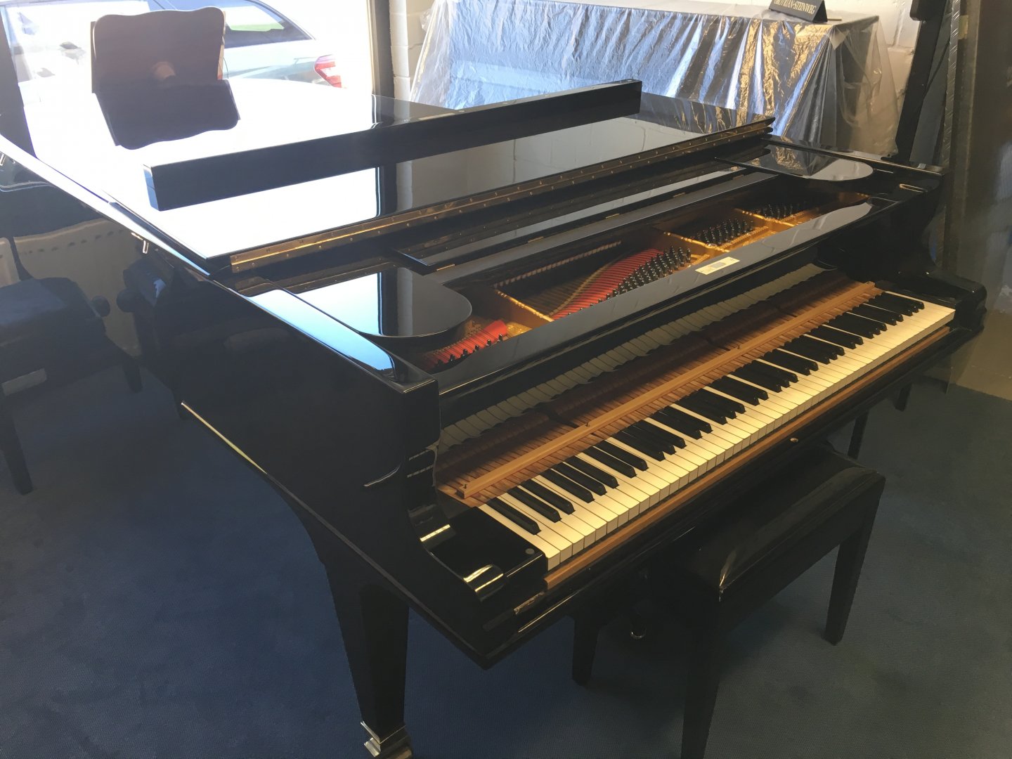 Grotrian-Steinweg 223 schwarz poliert von 1951 in Schwarz glänzend
