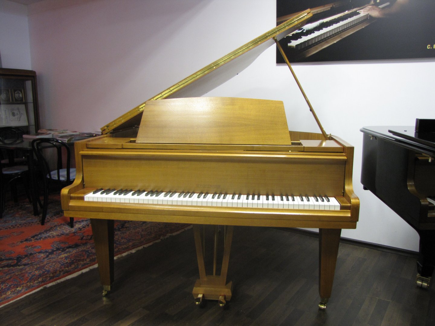 Hoffmann 160 von 1965 in Nussbaum matt