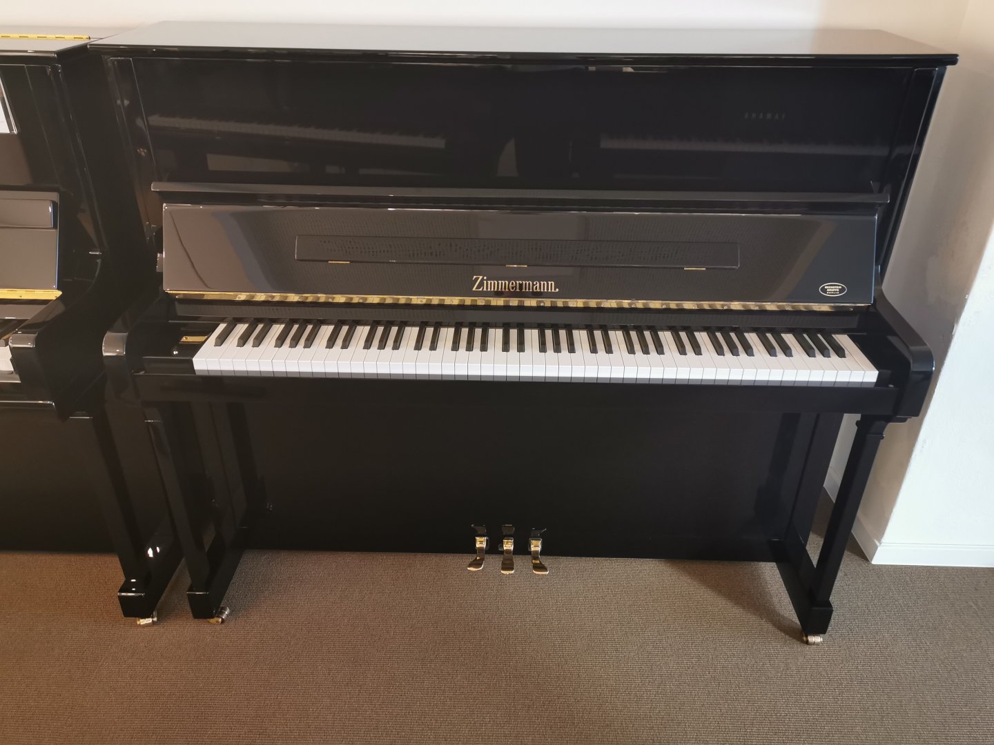 Zimmermann 125 von 1998 in Schwarz glänzend