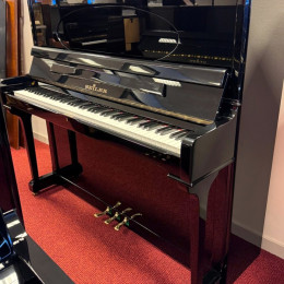 Seiler 130 von 1986 in Schwarz glänzend