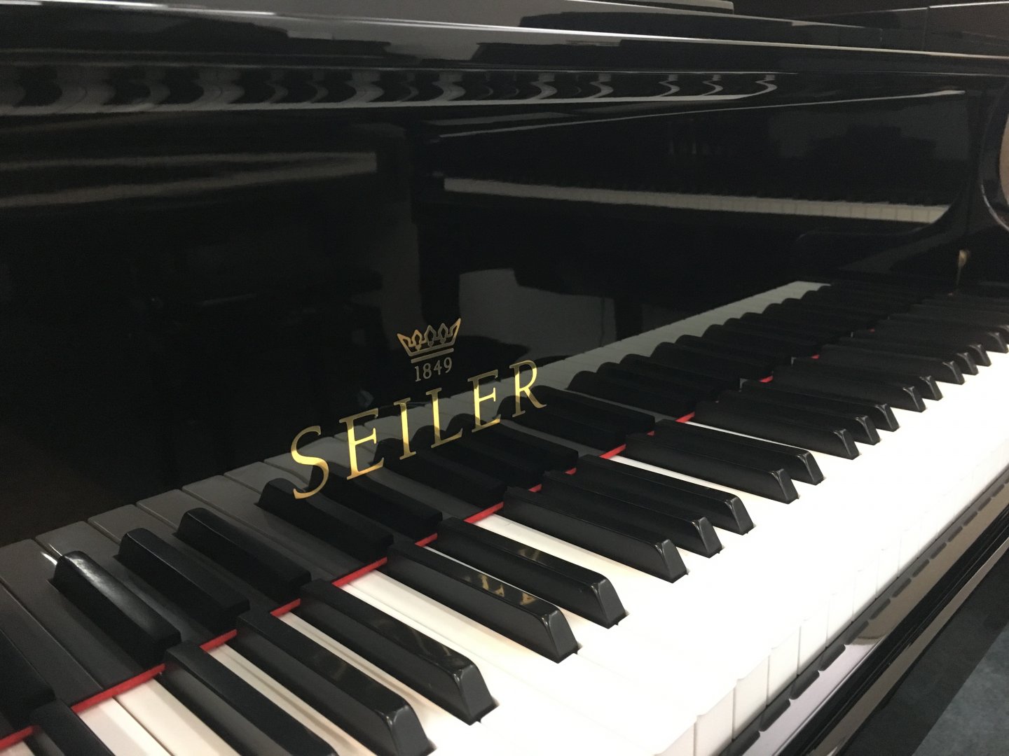 Seiler 186 Maestro Bj.2008 von 2008 in Schwarz glänzend