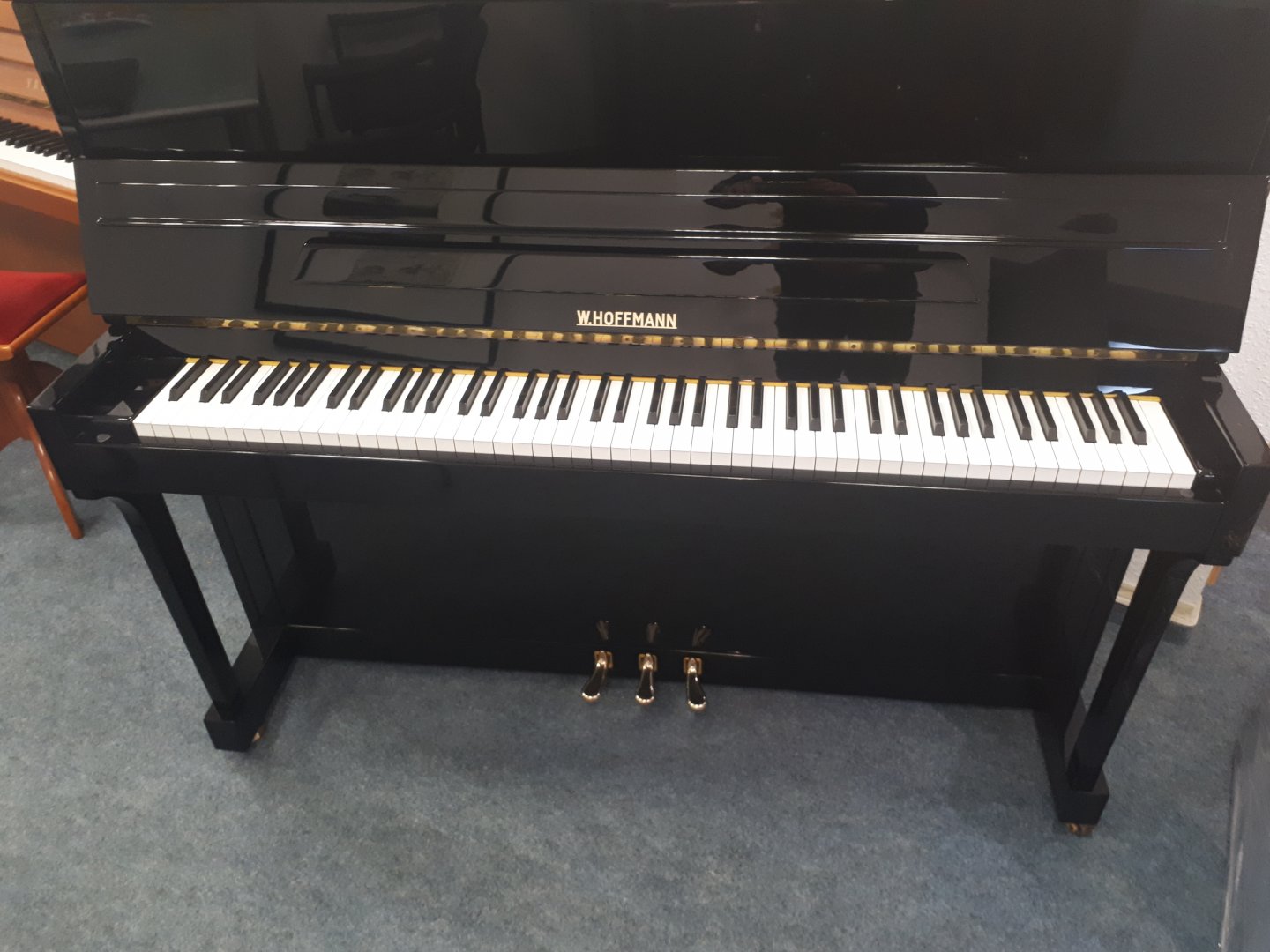 Hoffmann 120 Bechstein Gruppe Berlin von 2004 in Schwarz glänzend