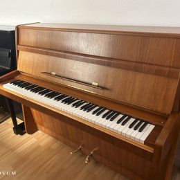 Steinway & Sons Z-114 von 1962 in Nussbaum glänzend