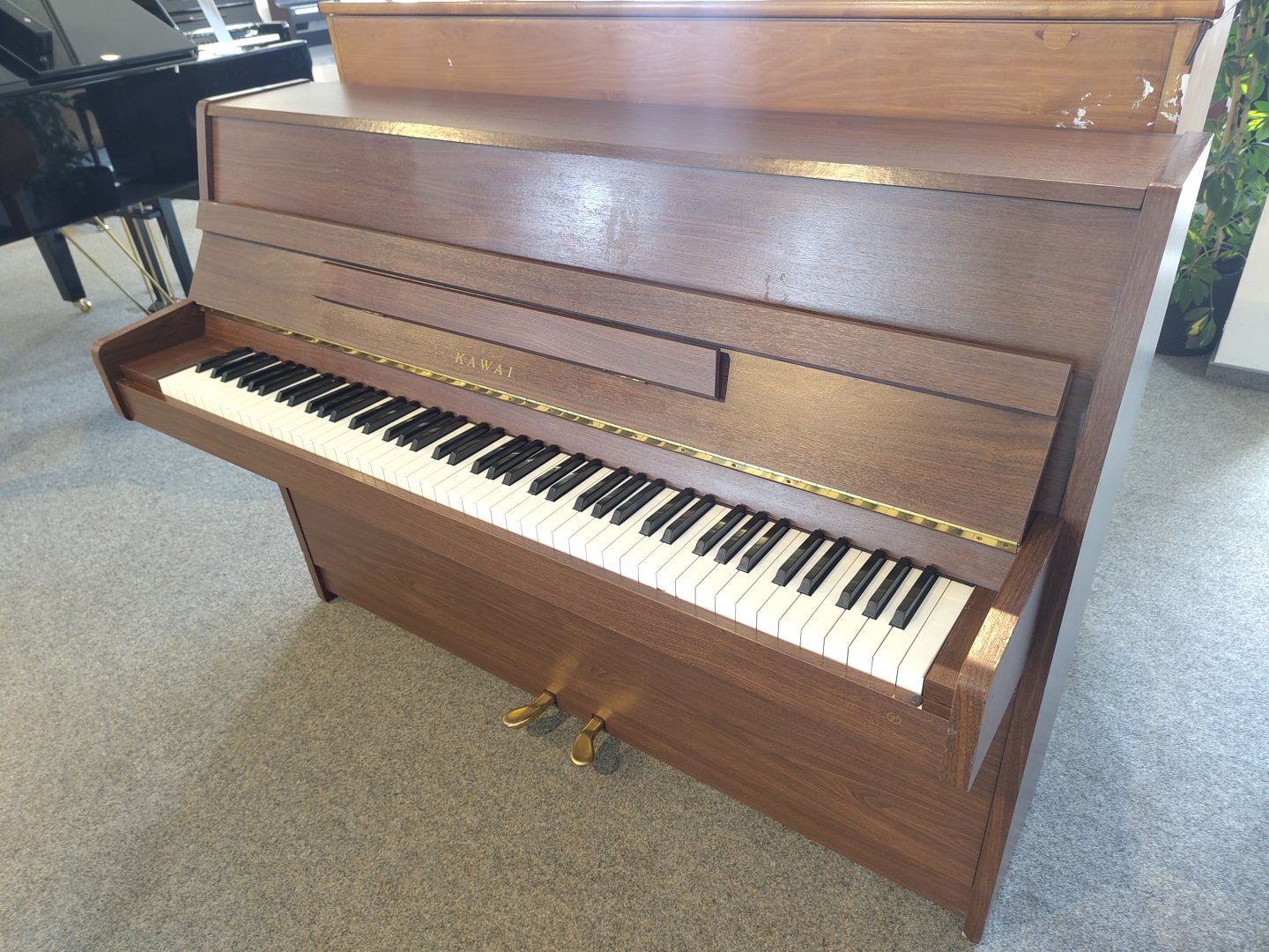 Kawai CX5 von 0 in Nussbaum matt