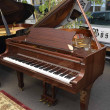Steinway & Sons O von 1985 in Sonderfarbe glänzend